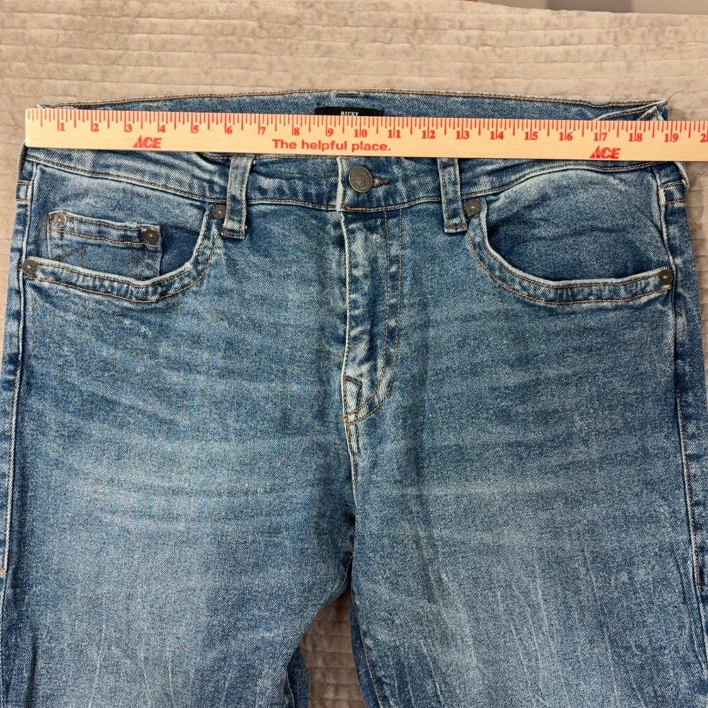 True Religion Ricky Relaxed Straight Jeans Medium Wash‎ Blue Mens 36 105251